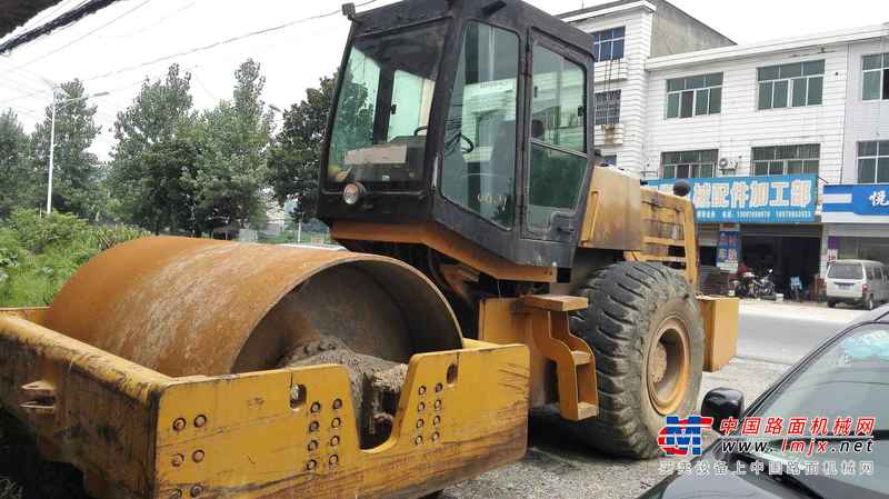 江西出售转让二手20000小时2003年洛建ZL20单钢轮压路机