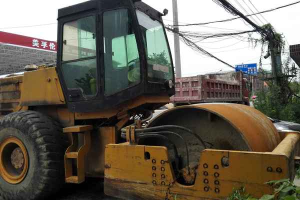 江西出售转让二手20000小时2003年洛建ZL20单钢轮压路机