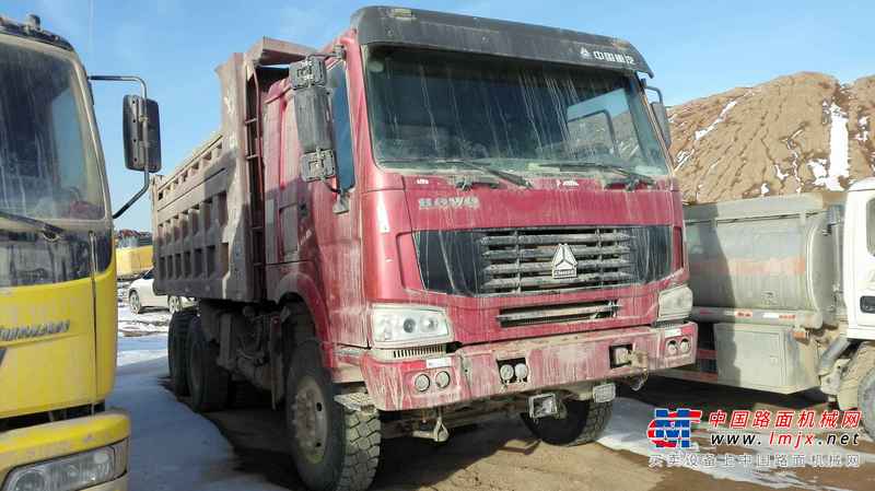 山西出售转让二手2011年中国重汽豪沃ZZ3257N3847D1自卸车