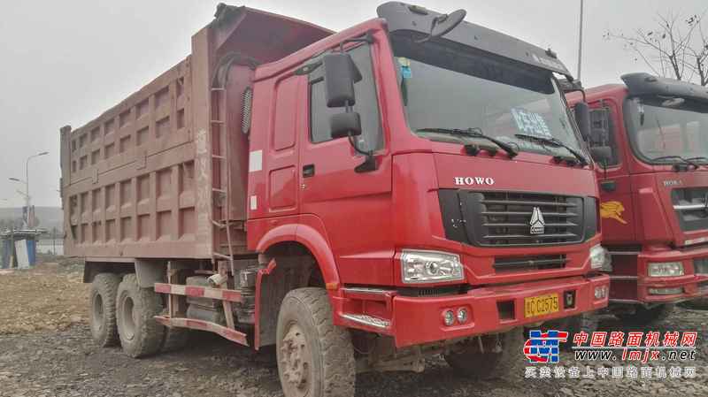 贵州出售转让二手2013年中国重汽豪泺ZZ3257N3648B自卸车