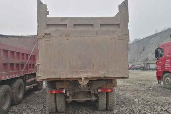 贵州出售转让二手2013年中国重汽豪泺ZZ3257N3648B自卸车
