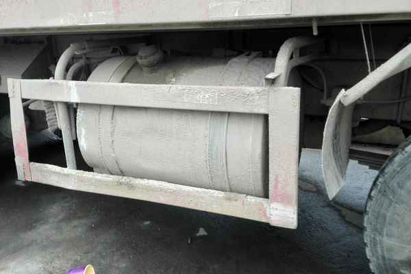 湖南出售转让二手2012年东风柳汽乘龙LZ3310PEF自卸车
