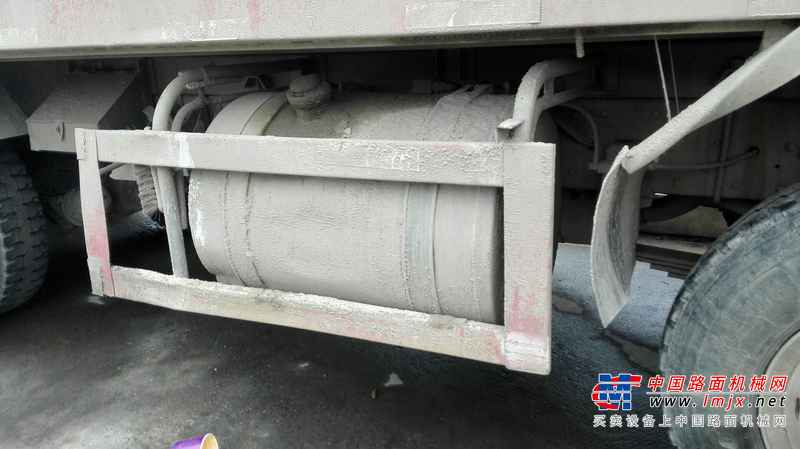 湖南出售转让二手2012年东风柳汽乘龙LZ3310PEF自卸车