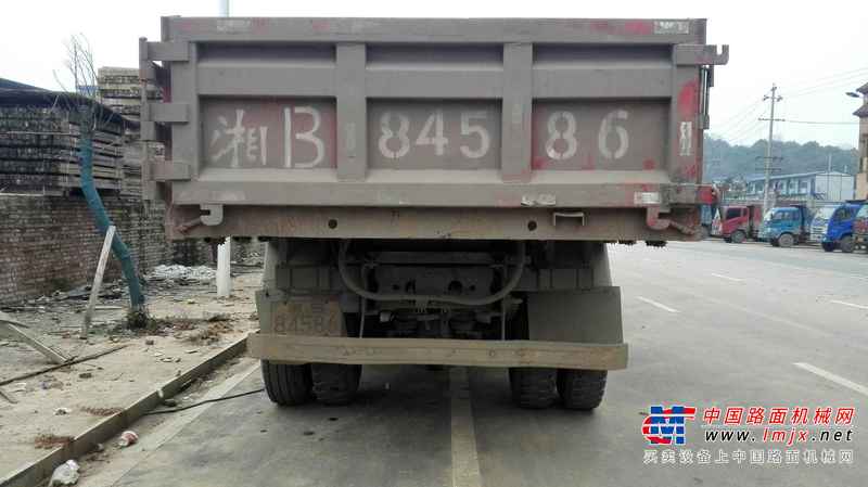 湖南出售转让二手2014年东风柳汽乘龙LZ3310PEF自卸车