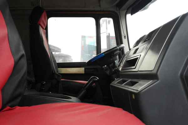 山西出售转让二手2014年陕汽德龙SX3255DN3841自卸车