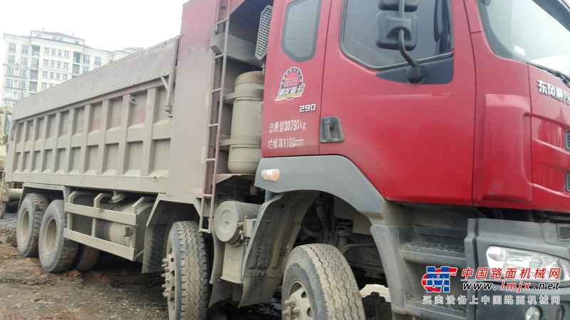 湖南出售转让二手2014年东风柳汽乘龙LZ3310PEF自卸车