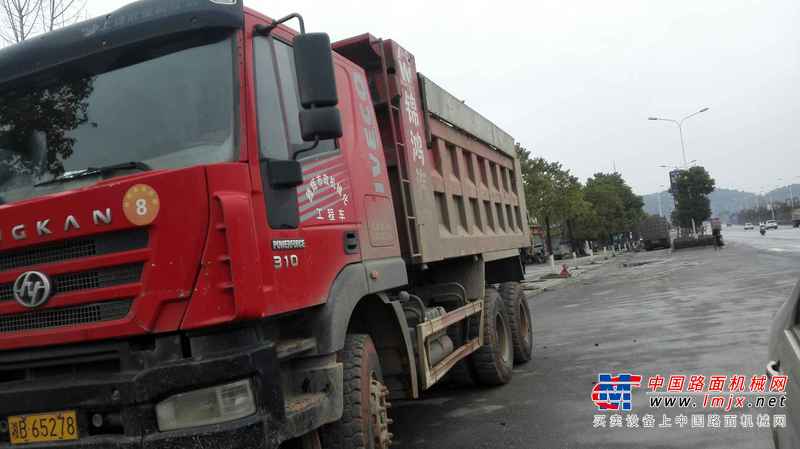 湖南出售转让二手2013年红岩CQ3254SMG434自卸车