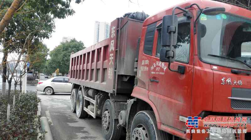 湖南出售转让二手2014年东风DFL3310A20自卸车