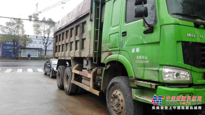 湖南出售转让二手2015年中国重汽ZZ5607UDNB38400自卸车