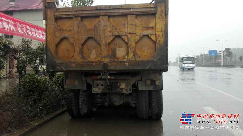 湖南出售转让二手2010年红岩CQ3253TMG324自卸车