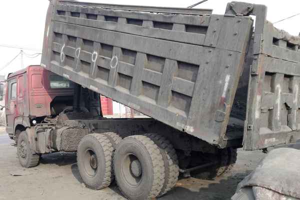 山西出售转让二手2011年中国重汽豪沃ZZ3257N3847D1自卸车