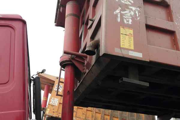 山西出售转让二手2015年陕汽德龙SX3255DN3841自卸车