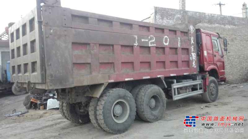 山西出售转让二手2010年中国重汽豪泺ZZ3257N3847C自卸车