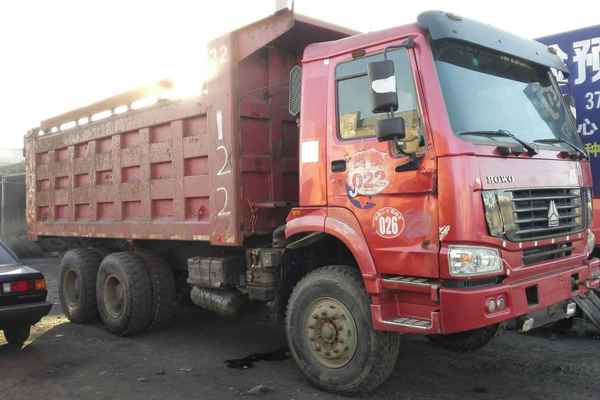 山西出售转让二手2012年中国重汽豪沃ZZ5437N466741自卸车