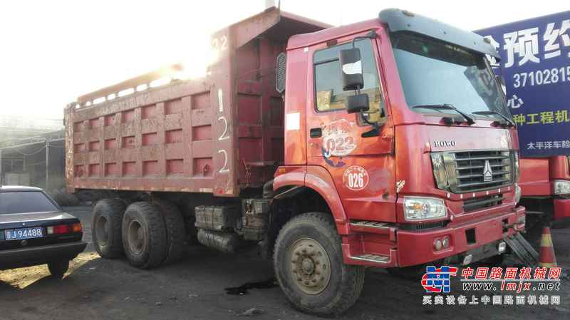 山西出售转让二手2012年中国重汽豪沃ZZ5437N466741自卸车