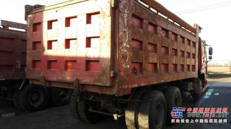 山西出售转让二手2012年中国重汽豪沃ZZ5437N466741自卸车