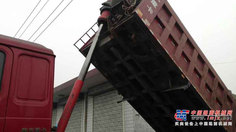 山西出售转让二手2013年陕汽德龙SX3255DR384自卸车