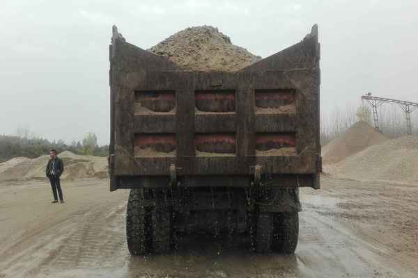 陕西出售转让二手2010年中国重汽豪泺ZZ3257N3847C自卸车