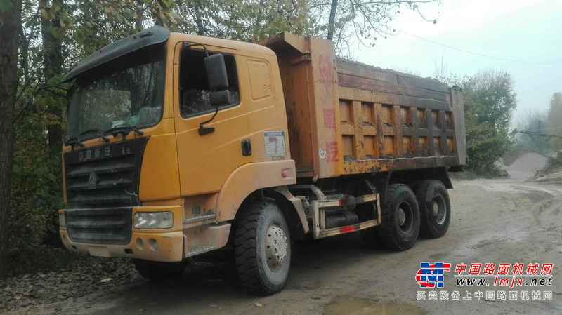 陕西出售转让二手2011年中国重汽豪运ZZ5255GJBN3845C自卸车