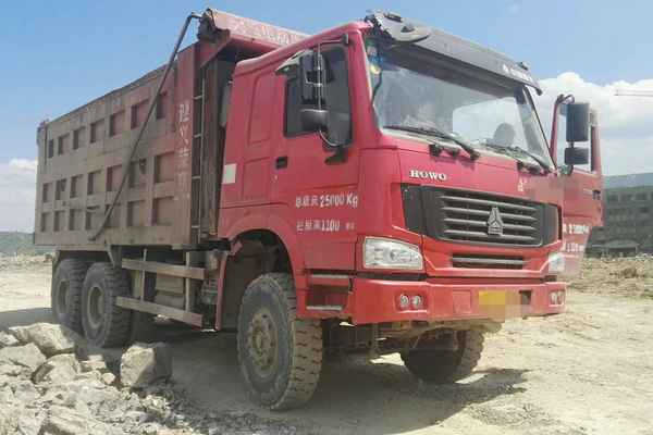 贵州出售转让二手2013年中国重汽豪泺ZZ3257N3847C自卸车