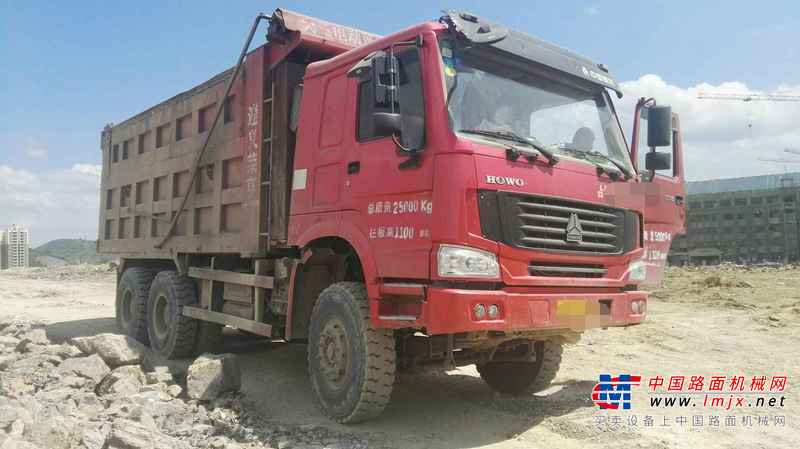 贵州出售转让二手2013年中国重汽豪泺ZZ3257N3847C自卸车
