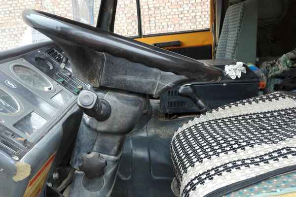 山西出售转让二手2012年陕汽奥龙SX3255DR324自卸车