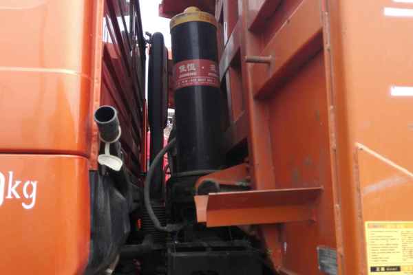 山西出售转让二手2015年陕汽德龙SX3255BR384自卸车