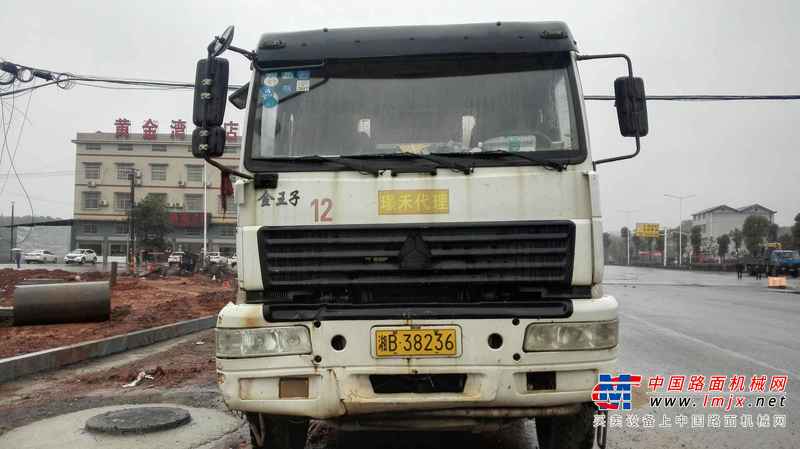 湖南出售转让二手2009年中国重汽ZZ1257N4048W搅拌运输车