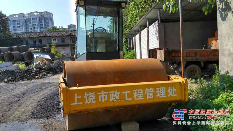 江西出售转让二手6000小时2007年徐工XS222J单钢轮压路机