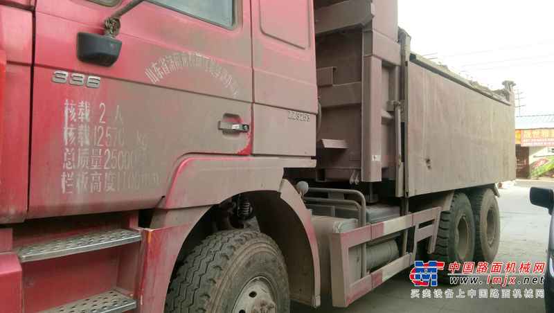 山东出售转让二手2012年中国重汽豪泺ZZ3257N3648W自卸车