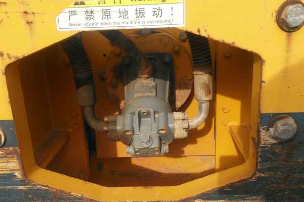 湖南出售转让二手4000小时2012年龙工LG522D单钢轮压路机