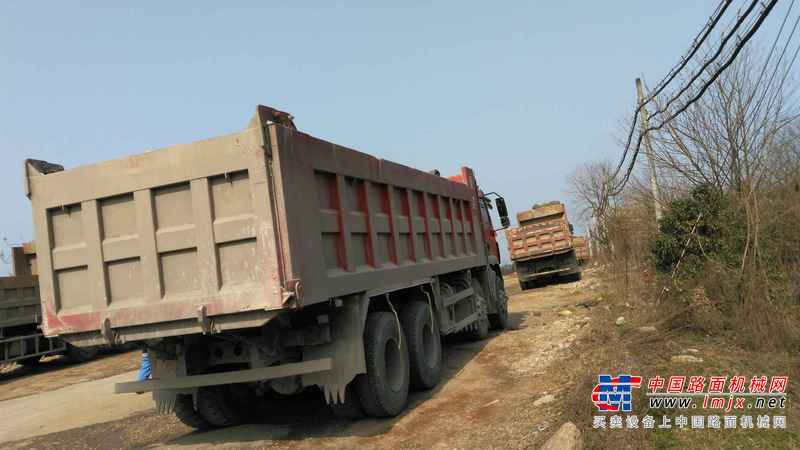 湖南出售转让二手2014年东风EQ3195GX7D1自卸车