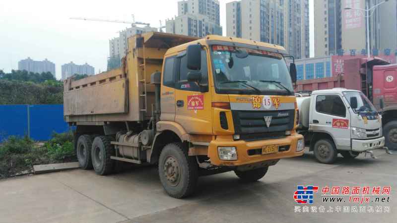 湖南出售转让二手2014年中国重汽金王子ZZ3251N4641C1自卸车