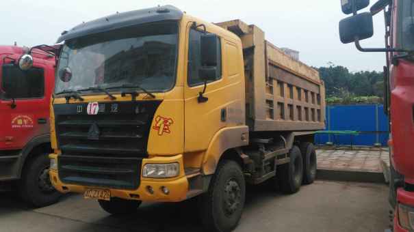 湖南出售转让二手2014年中国重汽金王子ZZ3311N4661C1自卸车
