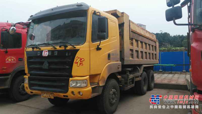 湖南出售转让二手2014年中国重汽金王子ZZ3311N4661C1自卸车