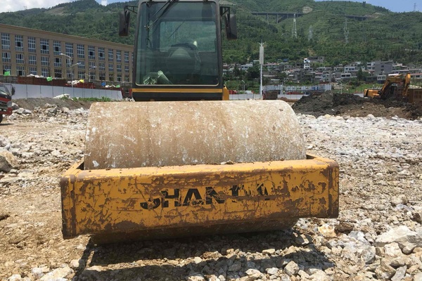 贵州出售转让二手6700小时2010年山推SR22M单钢轮压路机