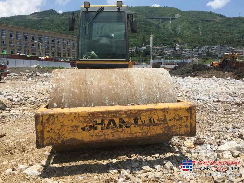 贵州出售转让二手6700小时2010年山推SR22M单钢轮压路机