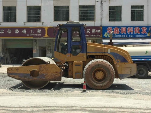 江西出售转让二手10000小时2008年龙工LG520A单钢轮压路机