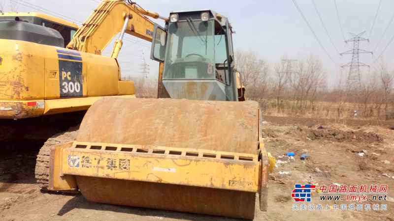 黑龙江出售转让二手6000小时2006年徐工YZ18JC单钢轮压路机