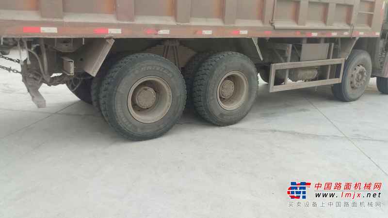 黑龙江出售转让二手2010年中国重汽豪运ZZ5255GJBN3845C自卸车