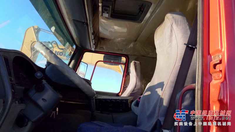黑龙江出售转让二手2010年中国重汽豪沃ZZ3257M2941自卸车
