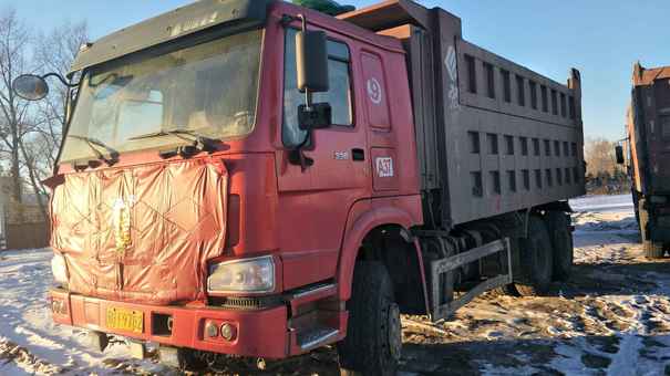 黑龙江出售转让二手2010年中国重汽豪沃ZZ3257M2941自卸车