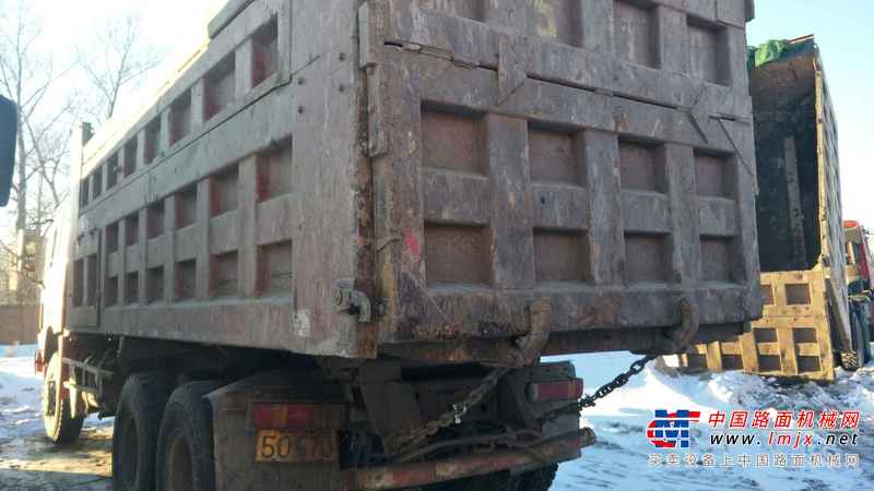 黑龙江出售转让二手2010年中国重汽豪沃ZZ3257M2941自卸车