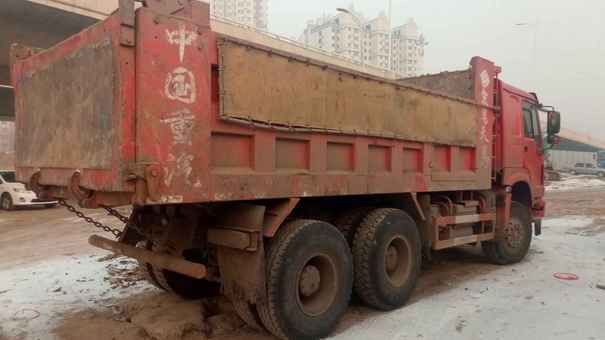 黑龙江出售转让二手2010年中国重汽豪沃ZZ3257N3847D1N7WA自卸车