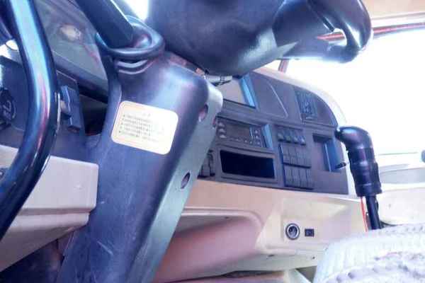 云南出售转让二手2014年红岩CQ3254SMG324自卸车