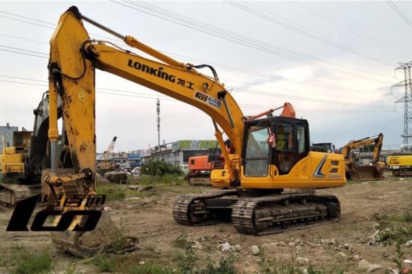 北京出售转让二手2264小时2017年龙工LG6225E挖掘机