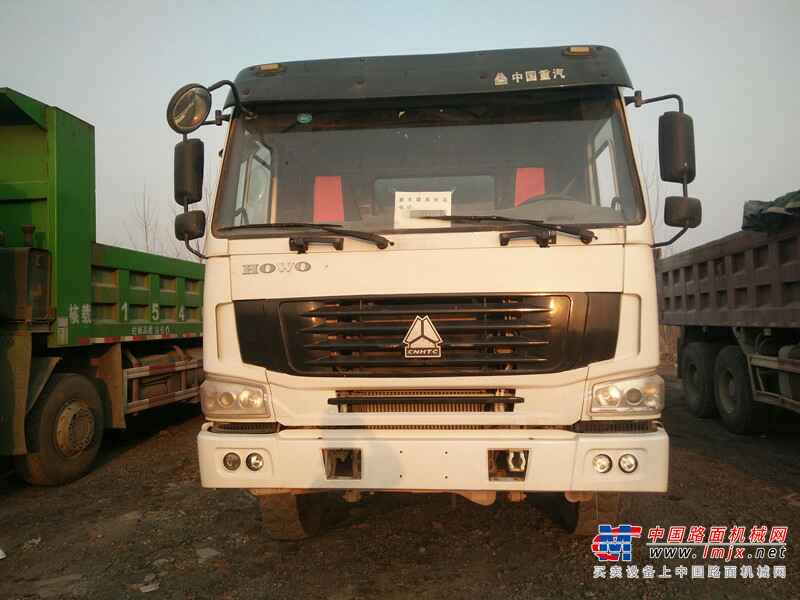 山东出售转让二手2012年中国重汽豪泺ZZ1317N3267C搅拌运输车
