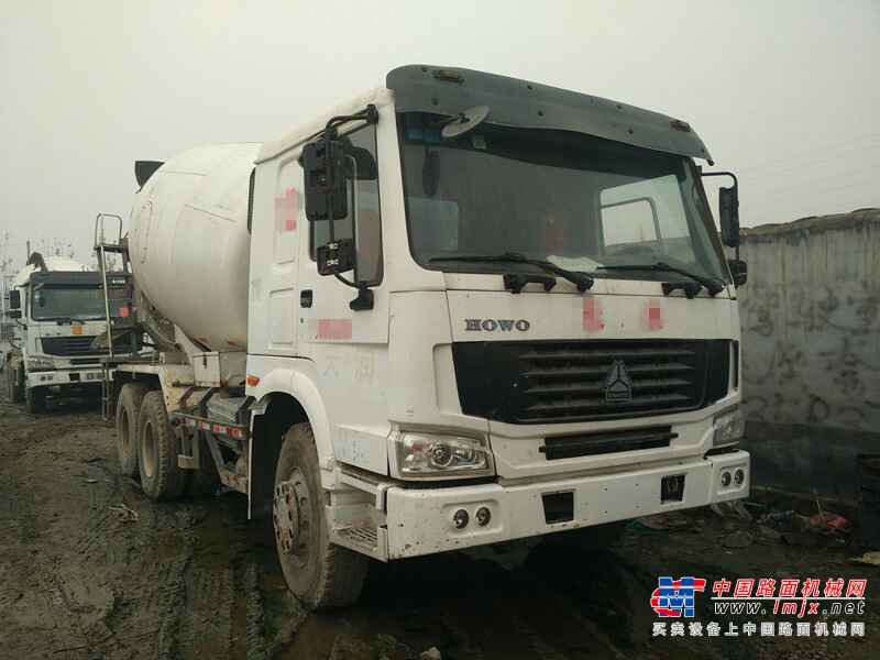 山东出售转让二手2010年中国重汽豪泺ZZ1317N3267C搅拌运输车