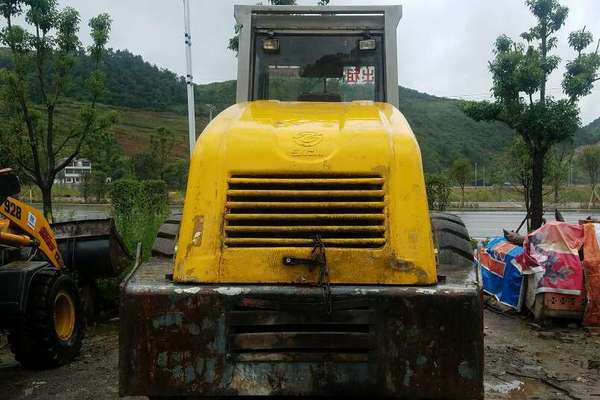 贵州出售转让二手6800小时2009年厦工三明YZ20B单钢轮压路机