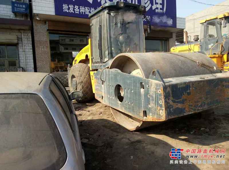 山西出售转让二手3000小时2009年洛阳路通LT320S单钢轮压路机
